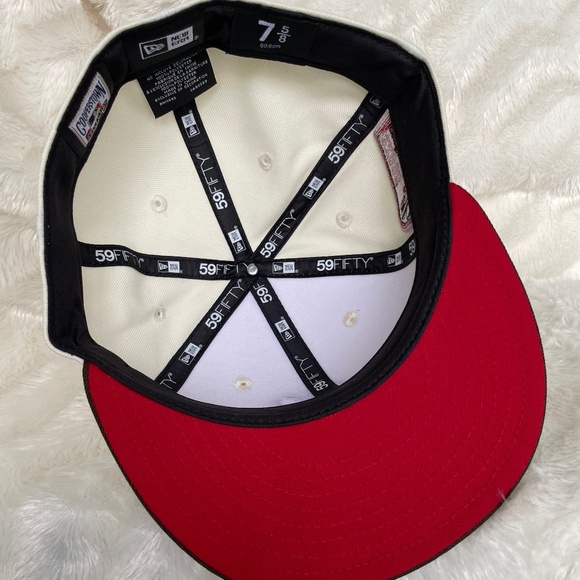 New Era 59FIFTY Hat MONTREAL EXPOS Double Scoop Collection Cream Red Brown 7 5/8 - Picture 3 of 3